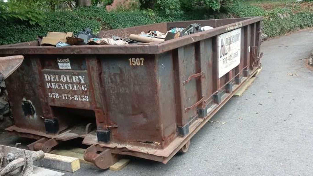 15-Yard Dumpster Rentals for Home Clean-outs in Ipswich, MA